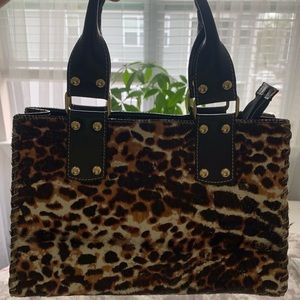 ❗️SOLD❗️Genuine Leather Cheetah Purse